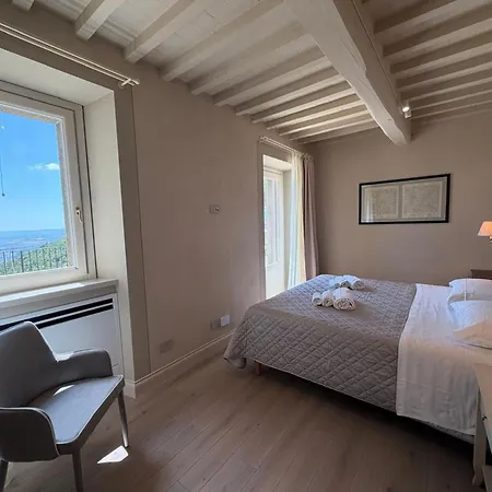 Maddalena Guglielmesca Villa *